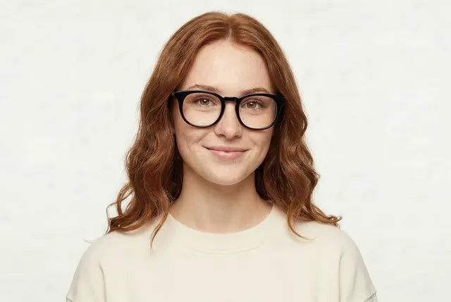 Sophie on a model, Black / Blue Transparent