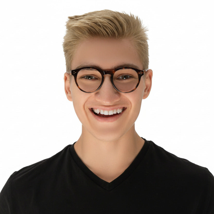 Saville Tortoise Unisex Male | Baxter Phillips | Fashionable Prescription Eyewear